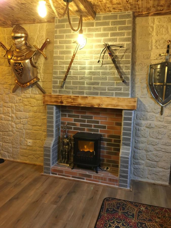 Chambre D'Hote Medieval Du Vieux Bourg Chailloue Экстерьер фото